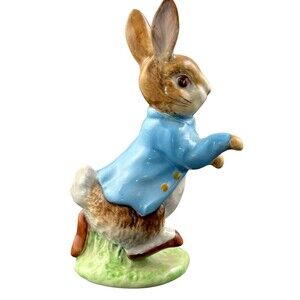 Beswick England Beatrix Potter's Peter Rabbit Figurine Gold Oval BP2a VTG Easter